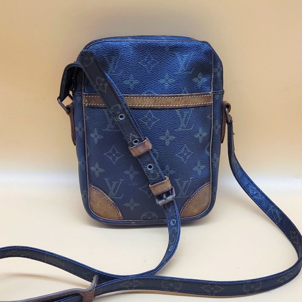 Authentic Louis Vuitton Monogram Crossbody Bag